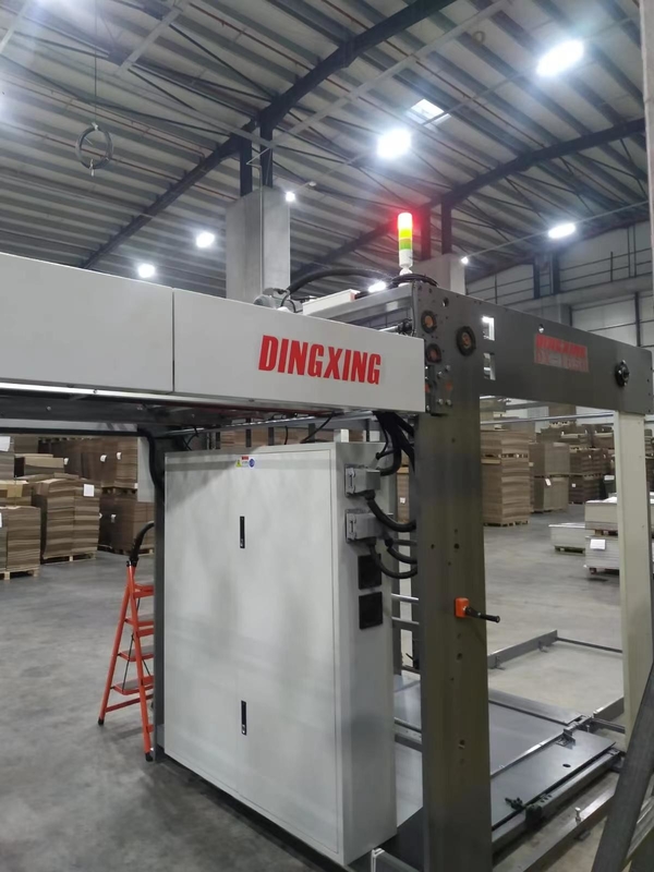Bộ nạp ngược Máy ép sáo 3 lớp 5 lớp Điều khiển PLC 150m / phút