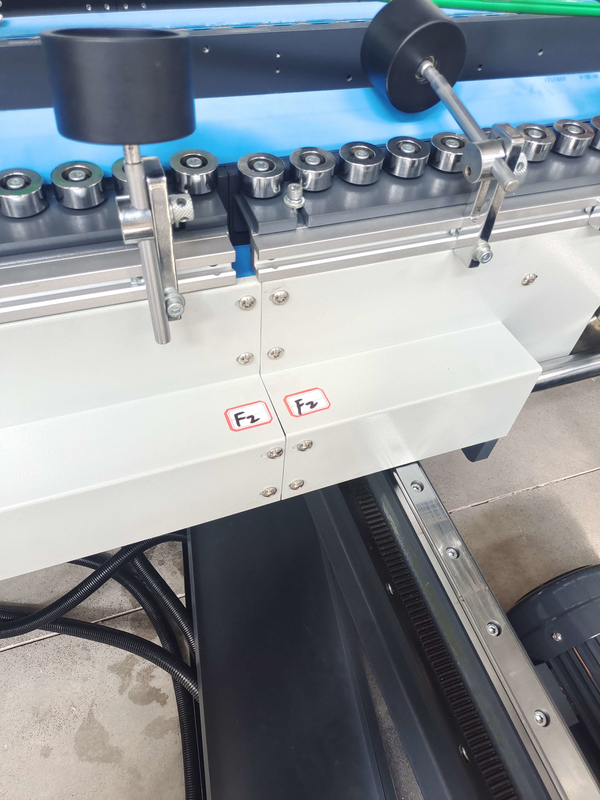 Keo hòa tan Thư mục hộp sóng Máy dán thư mục 420mm-1900mm